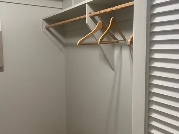 (undisclosed Address), Redding, CA 96001