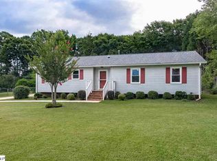 111 Heather Ln, Mauldin, SC 29662