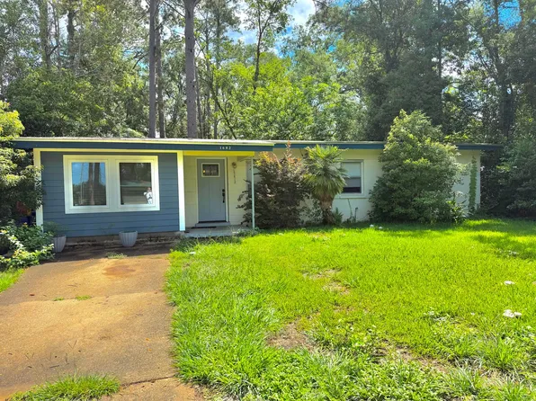 1682 Mayhew St, Tallahassee, FL 32304