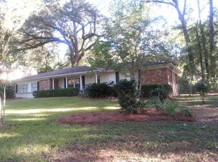 1917 Nanticoke Cir, Tallahassee, FL 32303