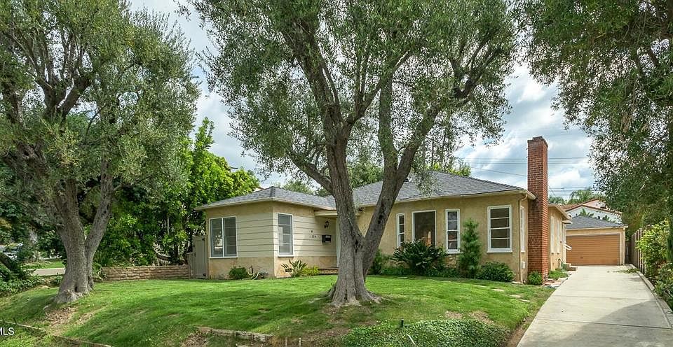 1st image of 1324 Loreto Dr