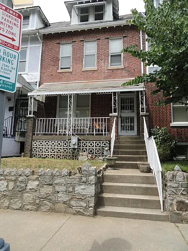 705 Quincy St NW Photo 1
