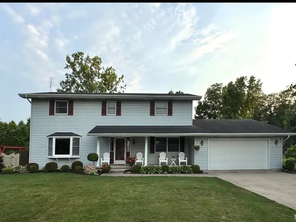 1602 Hillcrest Dr, North Manchester, IN 46962