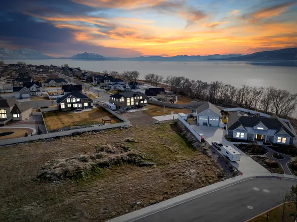343 Bay Dr, Vineyard, UT 84059