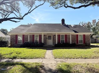 9231 Stroud Dr, Houston, TX 77036