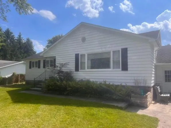 108 Sunset Blvd, Alpena, MI 49707