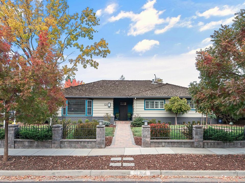 1st image of 121 Blossom Glen Way