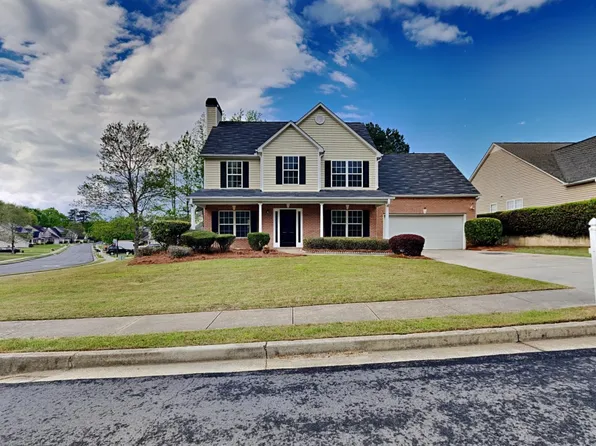 132 Garden Manor Ct, Loganville, GA 30052