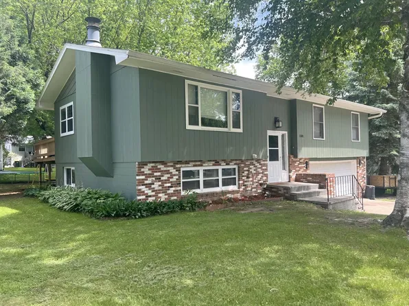 1301 9th St SE, Willmar, MN 56201