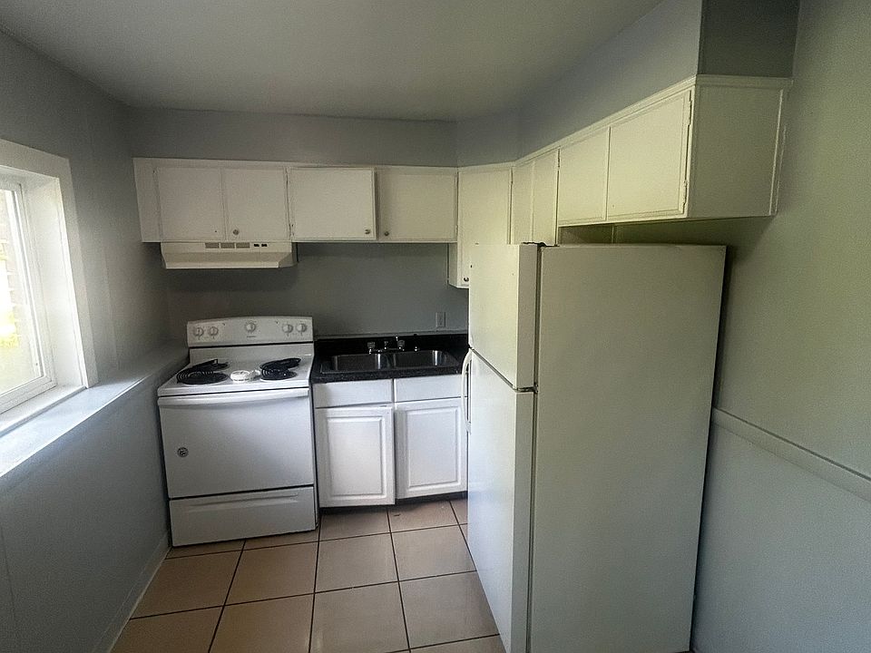 1st image of 500 West St #2