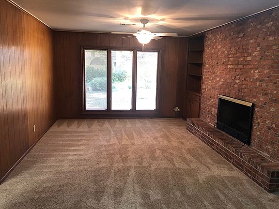 4th image of 2334 Grand Blvd