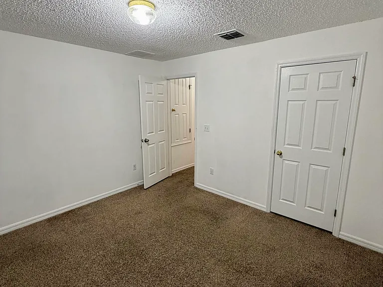 324 Seaside Ter — Photo 7