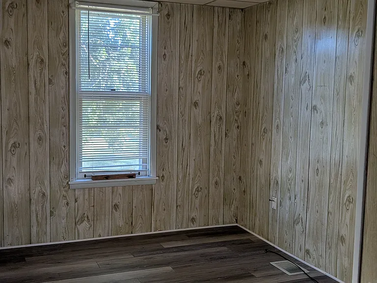 556 Baer Ave #1 — Photo 8