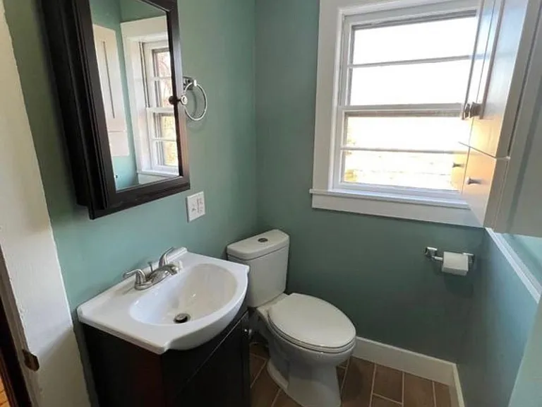 53 Messer St #C — Photo 6