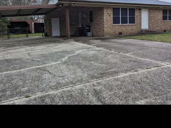 142 S Richelieu Cir, New Iberia, LA 70560