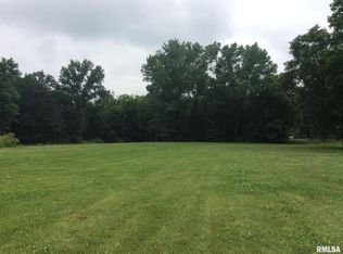 2603 Veterans Memorial Dr, Mount Vernon, IL 62864