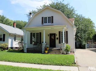 2036 S Pasfield St, Springfield, IL 62704