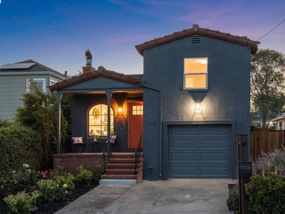 3945 Huntington St, Oakland, CA, 94619