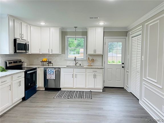 4th image of 2340 Fernbrook Dr