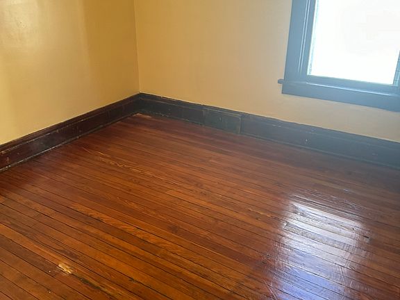5th image of 13 Kermit Ave Fl 2nd