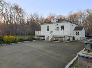 131 Charles Rd, Warren, NJ 07059