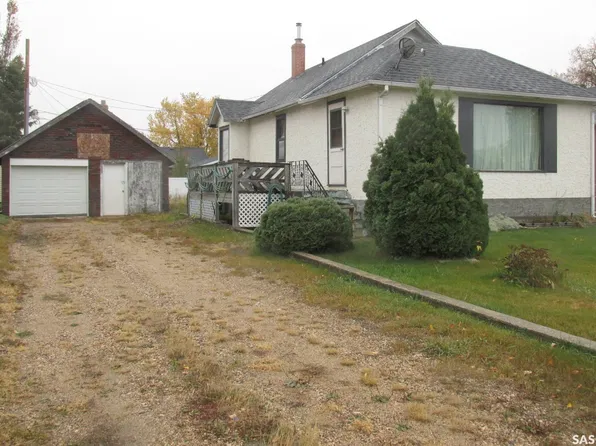 2911 Albert Street, Carrot River, SK S0E 0L0