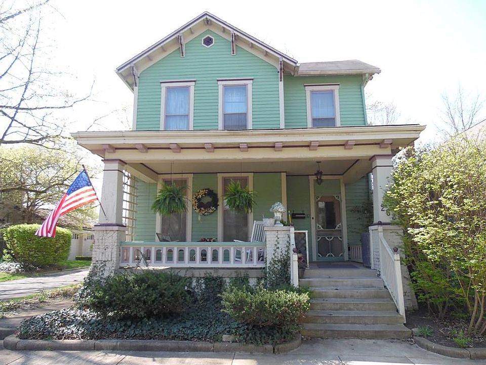1st image of 263 W Broadway St