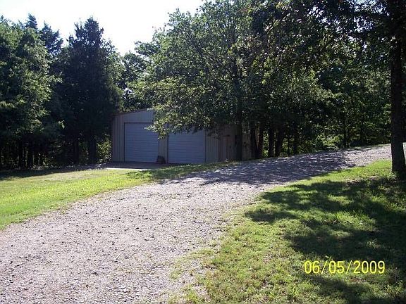 3rd image of 1594 Stonebrook Dr