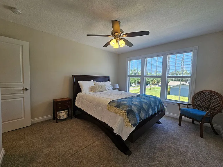 7402 S De Soto St — Photo 39