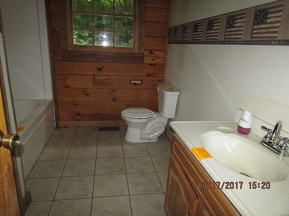 4th image of 295 Township Road 407