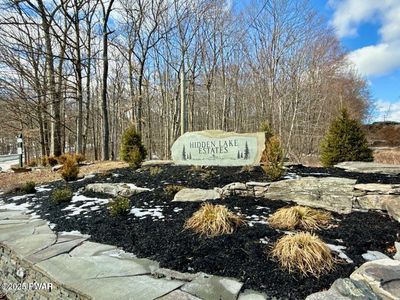 1013 Wintergreen Ct, Hawley, PA, 18428