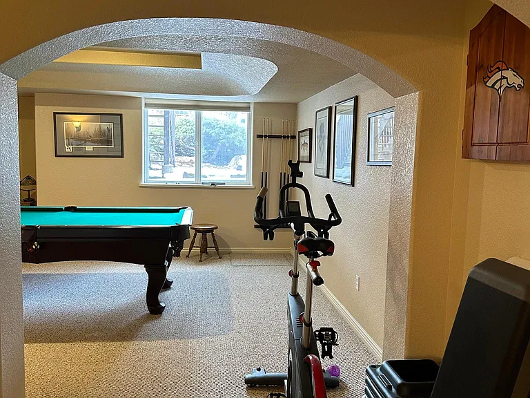 4772 Valley Oak Dr — Photo 32