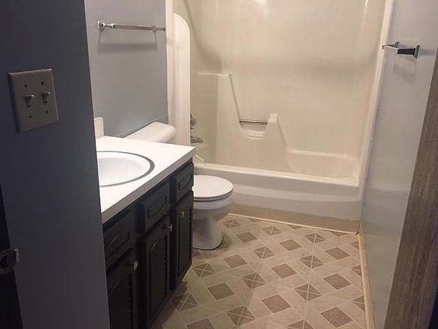 2nd image of 1420 Londondale Pkwy APT 901C