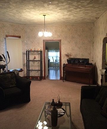 2nd image of 6930 S Woodlawn Ave