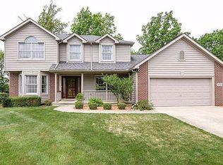 531 Castlebury Dr, Saline, MI 48176