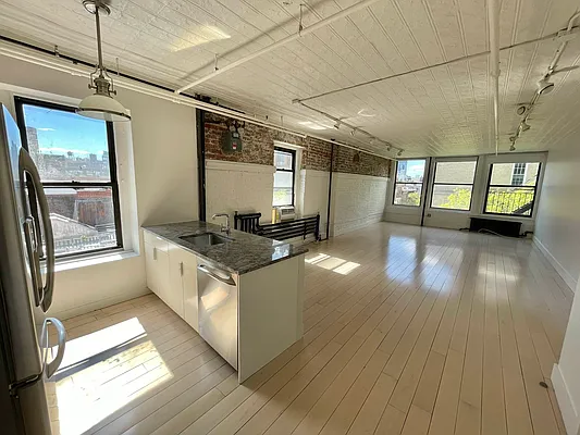 Rented by Vertical Real Estate LLC | media 1