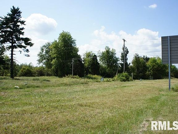 3rd image of 2134 E 5th St