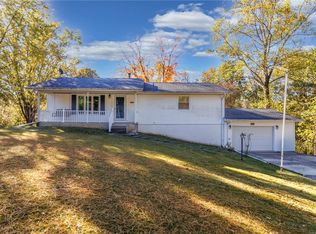 103 Oak Dr, Watson, IL 62473