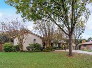 929 Randy Rd, Cedar Hill, TX 75104