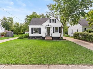109 Avalon Dr, Bedford, OH 44146