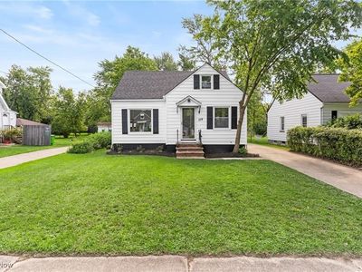 109 Avalon Dr, Bedford, OH, 44146