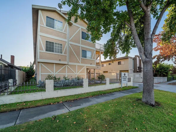 Spacious Beautiful Rare Townhome Available Now!, 822 Myrtle Ave APT 3, Inglewood, CA 90301