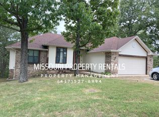 960 Skyline Dr, Forsyth, MO 65653