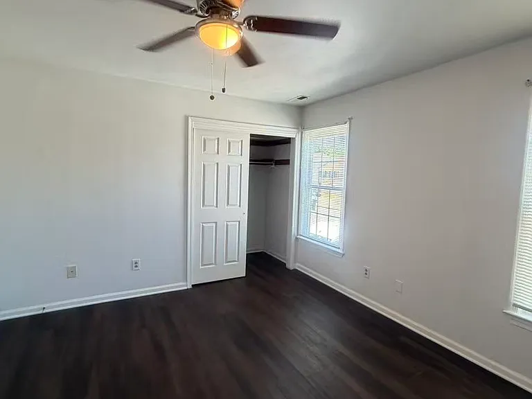 4905 Windbrooke Ct — Photo 15