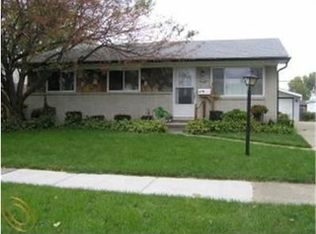 17427 Grettel, Fraser, MI 48026