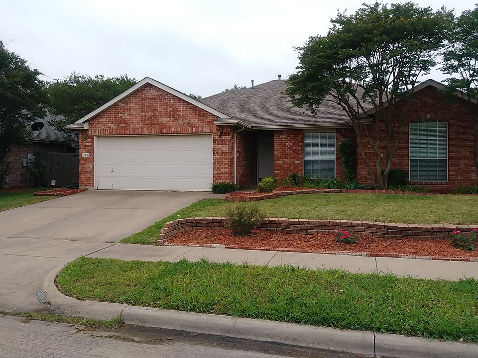 1st image of 2406 Creek Crossing Ct