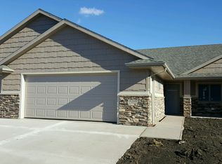 6206 S. Monterey Place, Sioux Falls, SD 57108