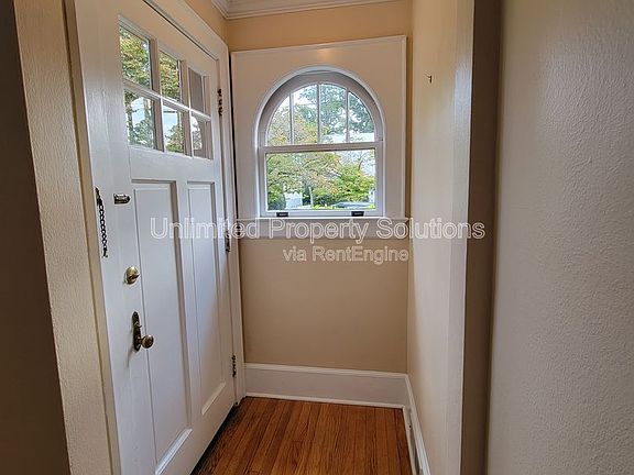 3rd image of 116 Keaton Ave