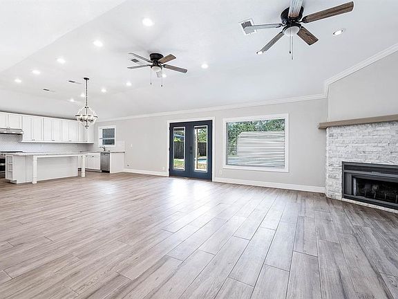 5th image of 5012 Harbor Light Dr