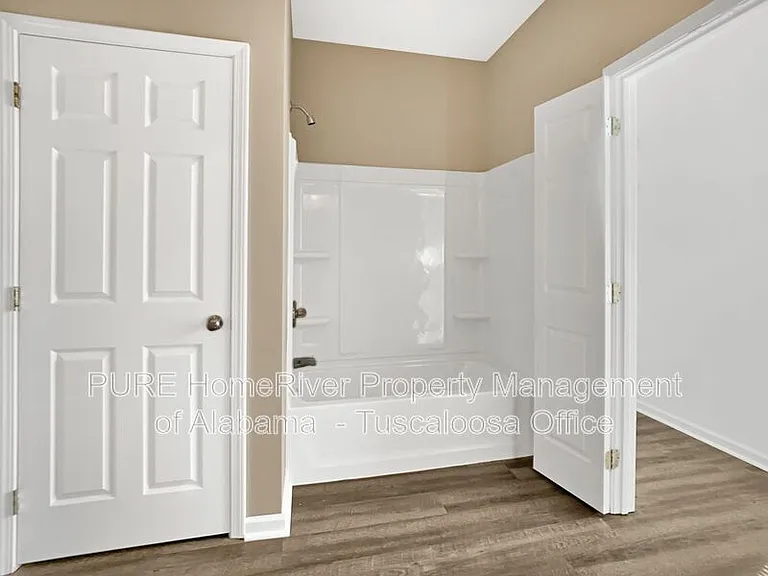 9750 Moonlight Dr — Photo 12